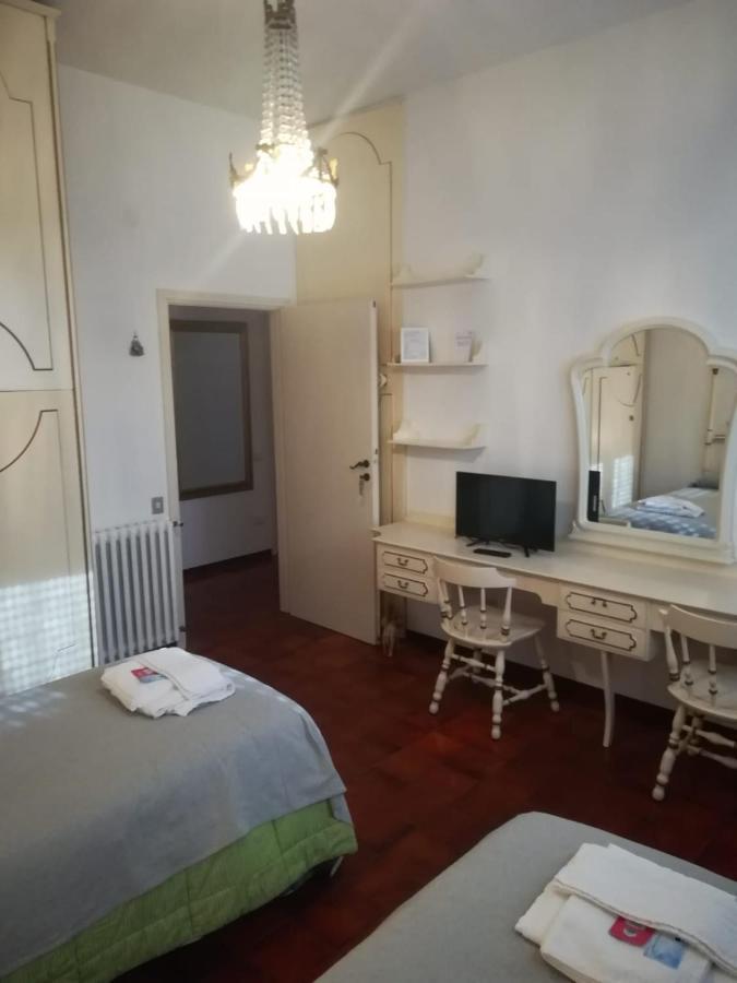 Manu Vintage B&B Cattolica Exterior photo